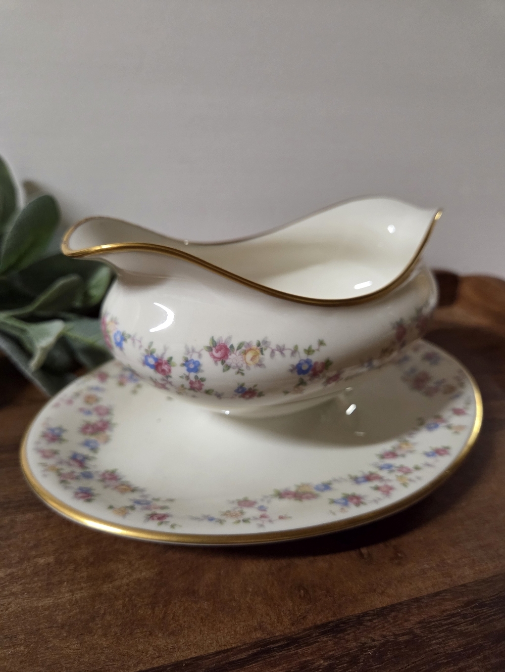Vintage Lamberton Ivory Reverie Floral China Gravy Boat W/ Gold Rim
